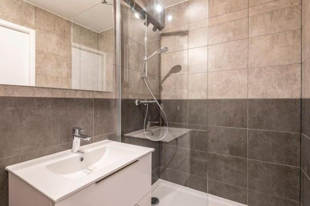 Appartement Joli Avec Balcon Proximite